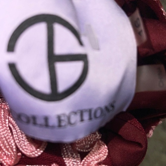 - Beautiful embroidered  wedding ,evening  dress - Picture 7 of 8